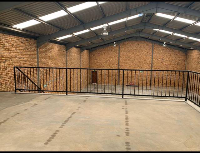 411M² WAREHOUSE TO LET IN STRIJDOMPARK